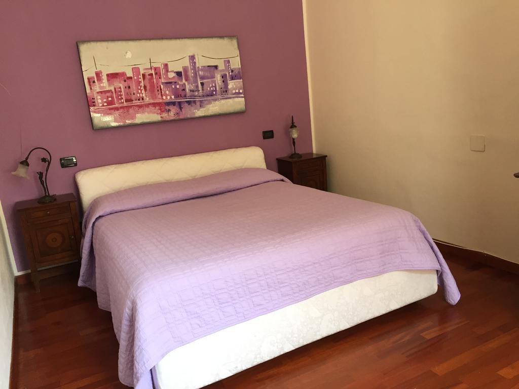 부스토아르시치오 Il Giardino Nascosto B&B 객실 사진